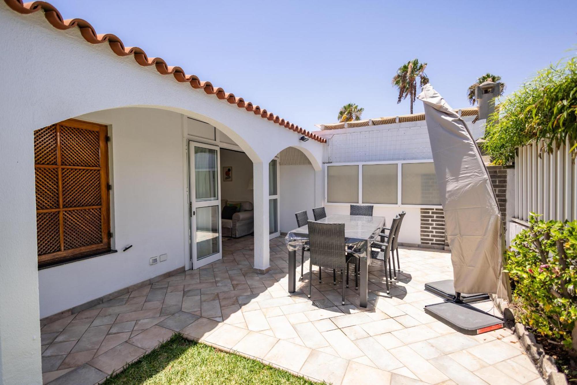 Oasis Holycan - By Gestion Vacacional Canarias San Bartolomé Eksteriør bilde